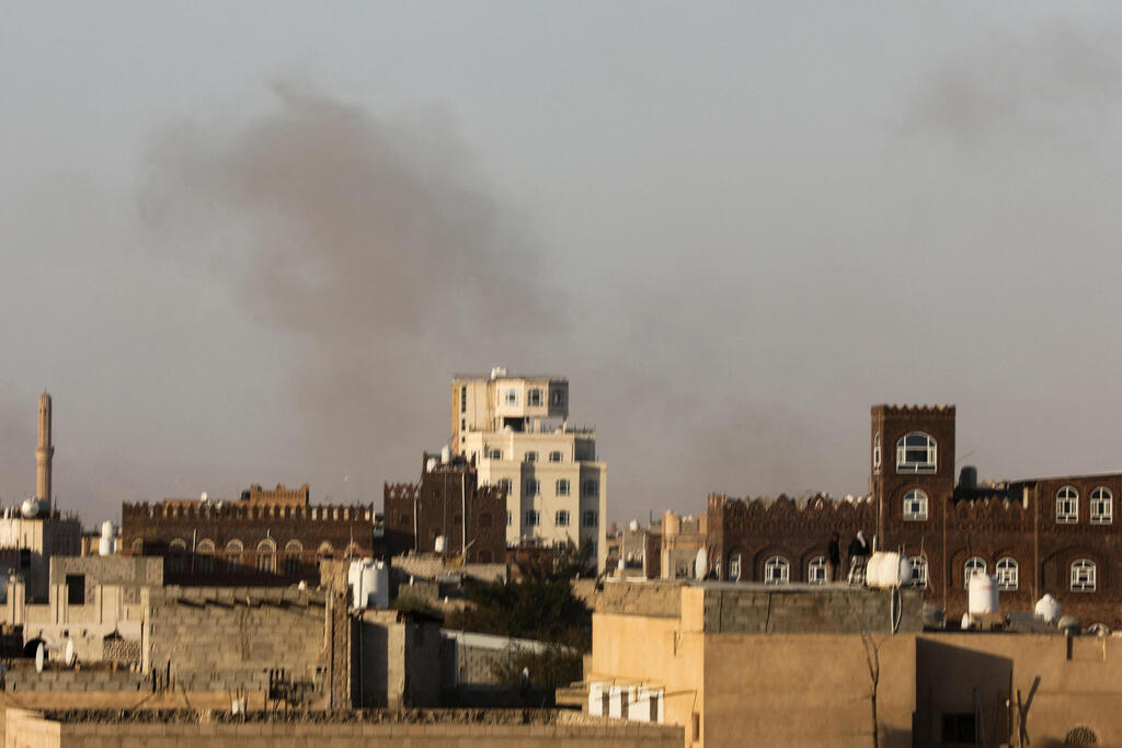 Israeli airstrikes target Yemen airport